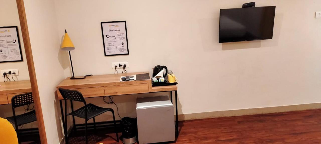Hotel Istay Hitec Hyderabad Exterior photo