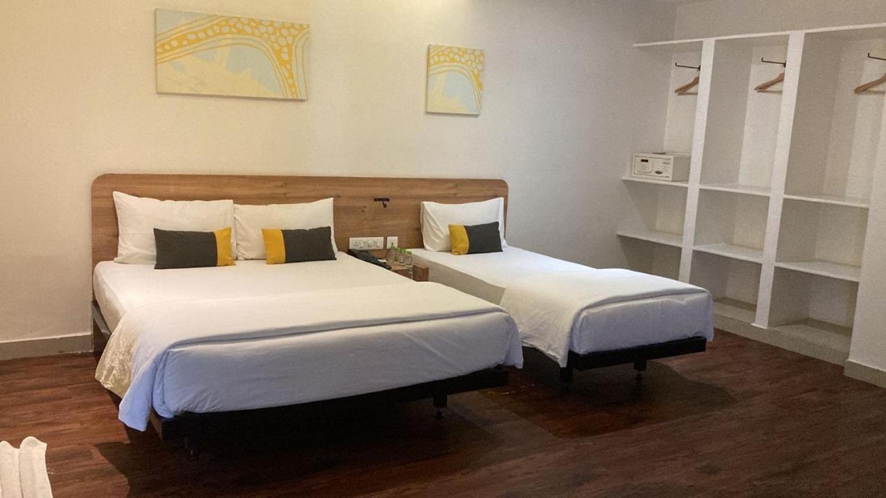 Hotel Istay Hitec Hyderabad Exterior photo
