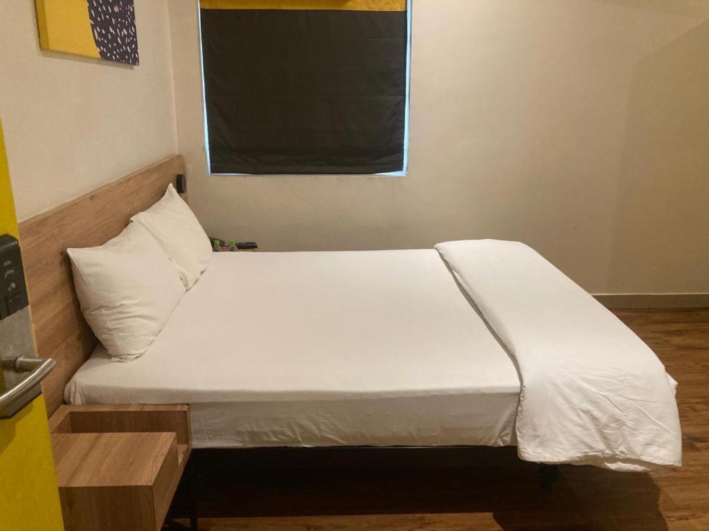 Hotel Istay Hitec Hyderabad Exterior photo